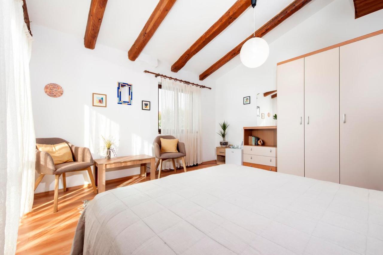 Studio And Room Tea Rovinj Kültér fotó